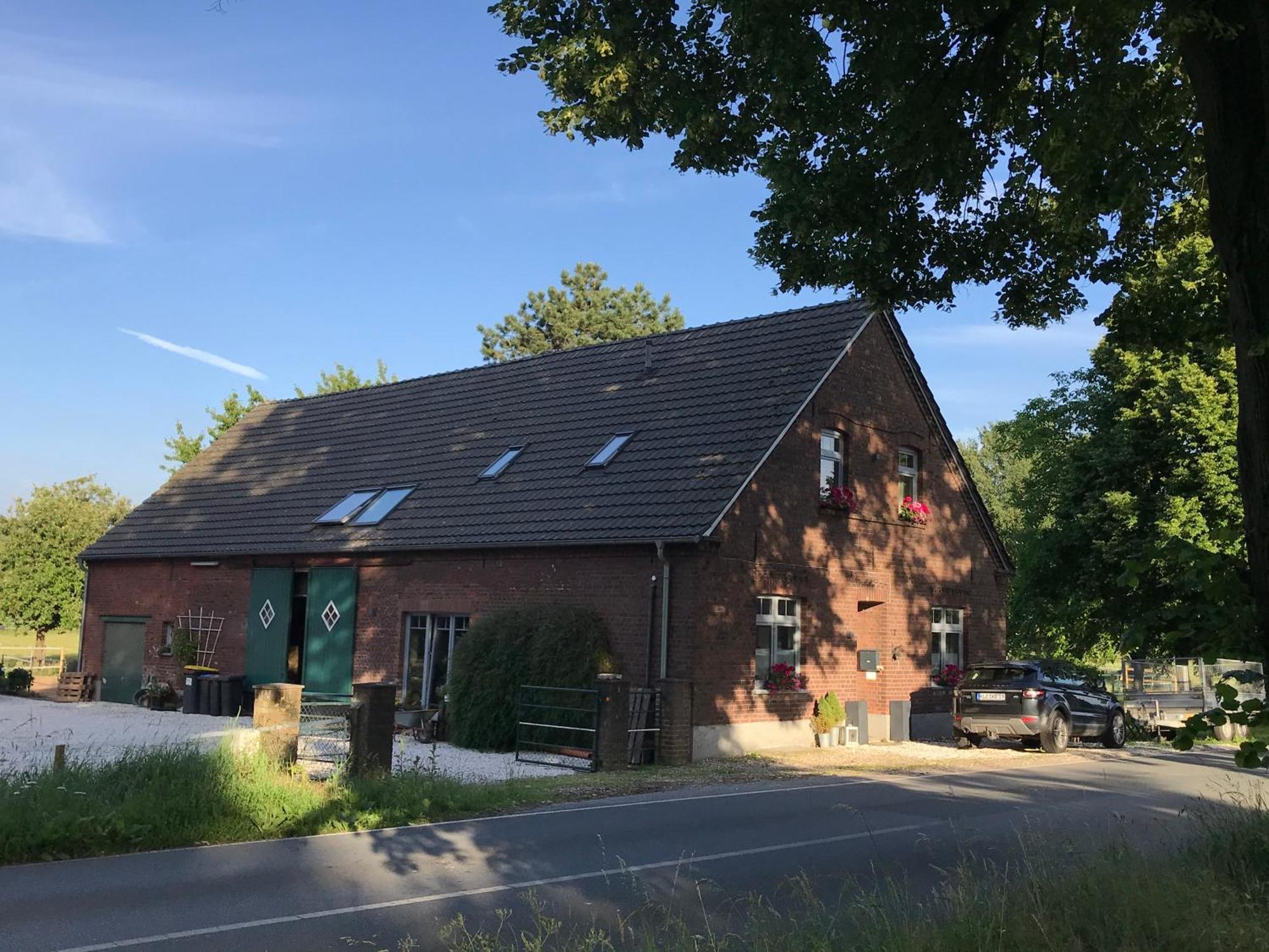 Ks Kotten Bed And Breakfast Рийс Екстериор снимка