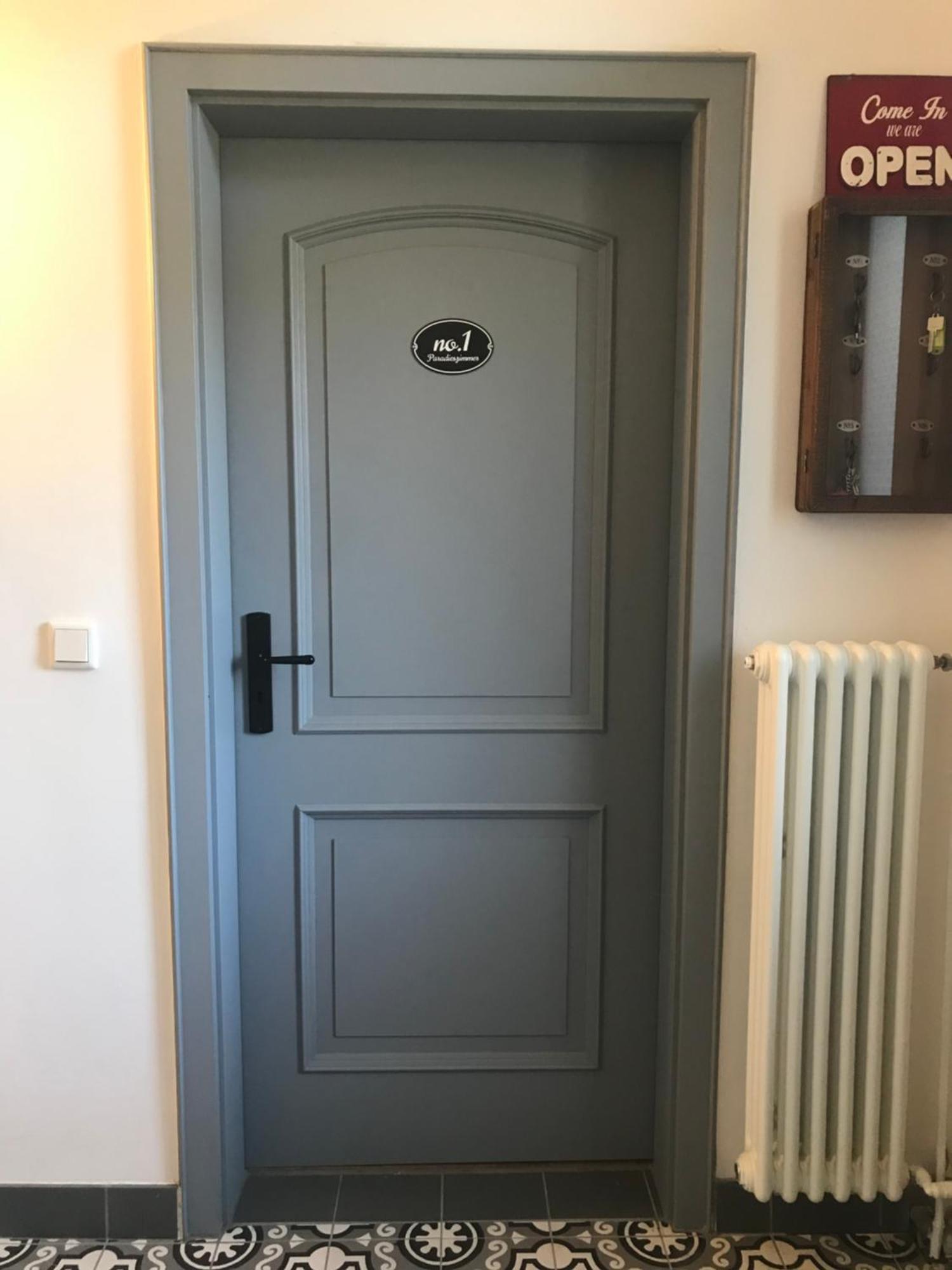 Ks Kotten Bed And Breakfast Рийс Екстериор снимка
